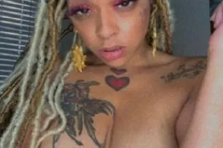 Only Add 👻Add My Snapchat.. ziaqqm 👉 ✅.Facetime Fun.. 👉🏻👌🏻Kissing lipsKissing lipsAnd Ready for incall or out call🚘car call🚗 AVAILABLE 24hrs💞 Video Sex Chat,NEW Video Content sell... - Image 7