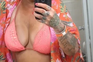 Blondes Do It Better.... - Image 4